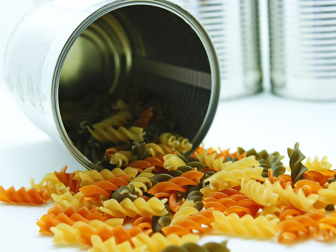 Макарони спочатку потрібно відварити