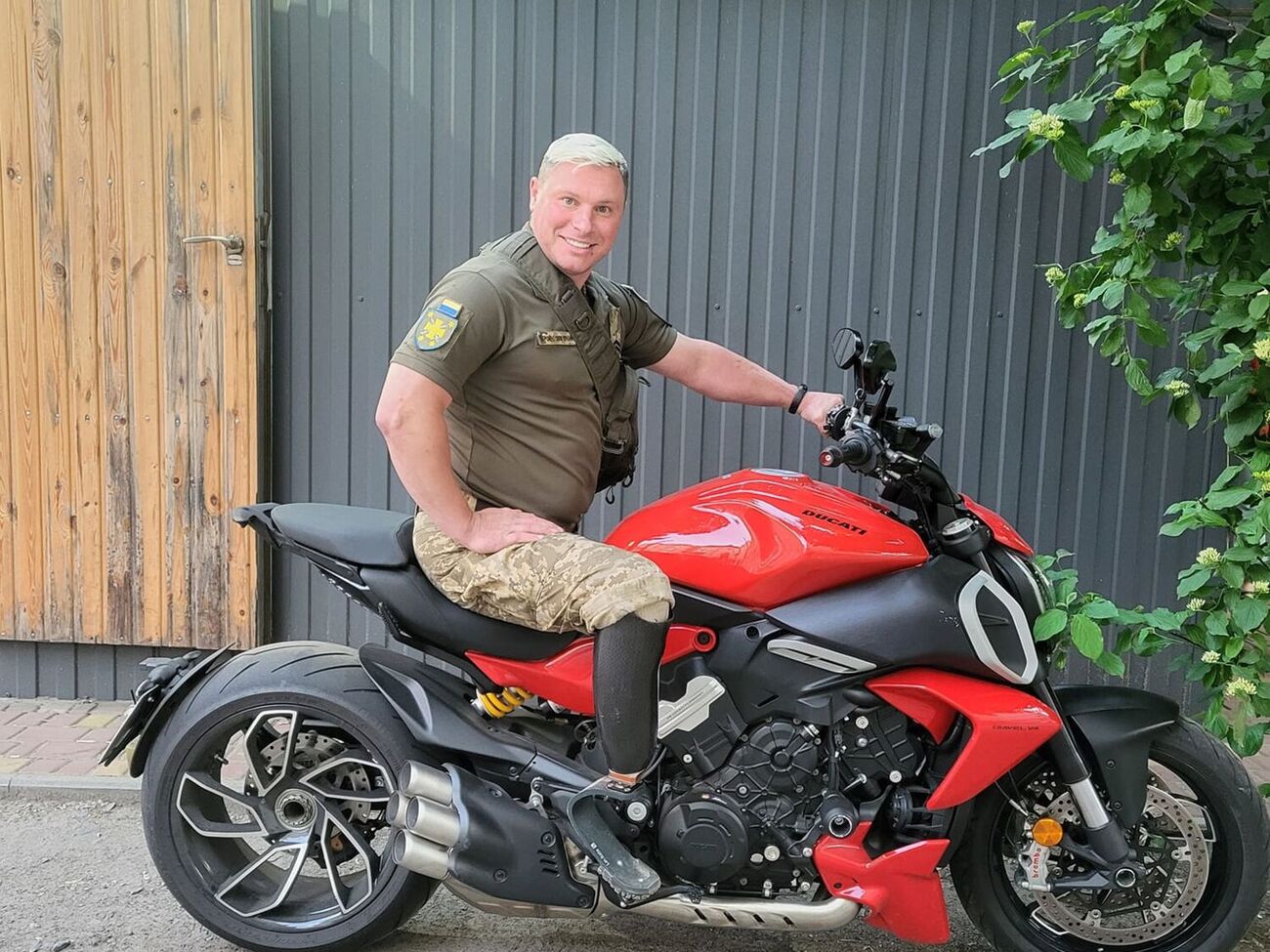 Смецький навесні 2024 року повернувся на фронт