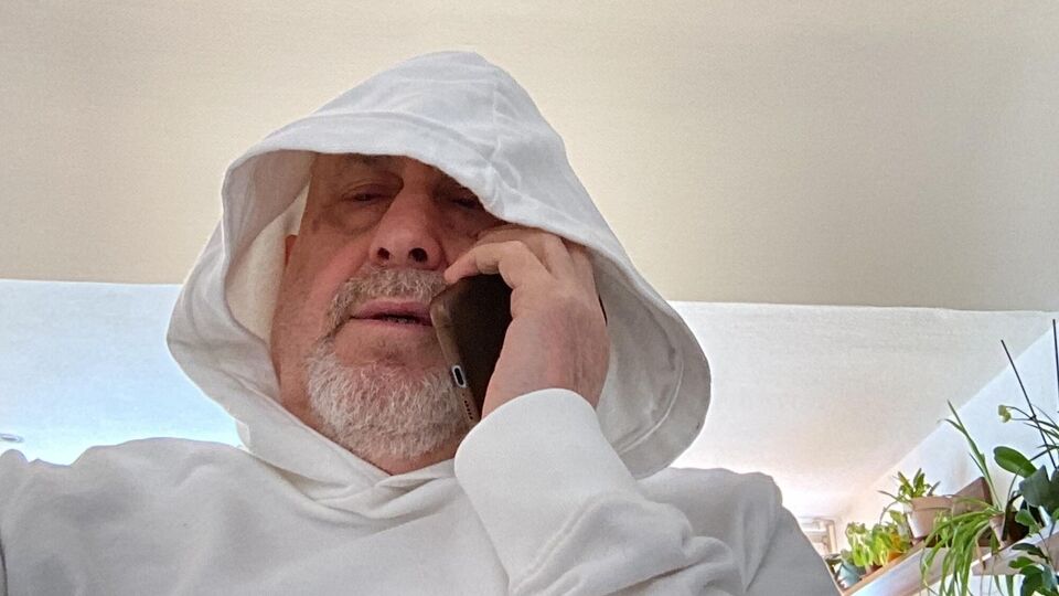 Булгачев: Ниє Путін, мов дитина, переляканий, як є: Ой, здавайся, Україно, бо Росія програє