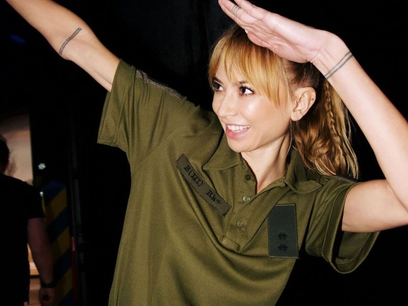 Сопонару опинилася в епіцентрі скандалу після того, як зіграла одну з ролей у номері про військкома з Рівного