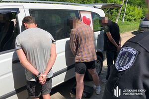 Мужчин вывозили к госгранице для перехода пешком