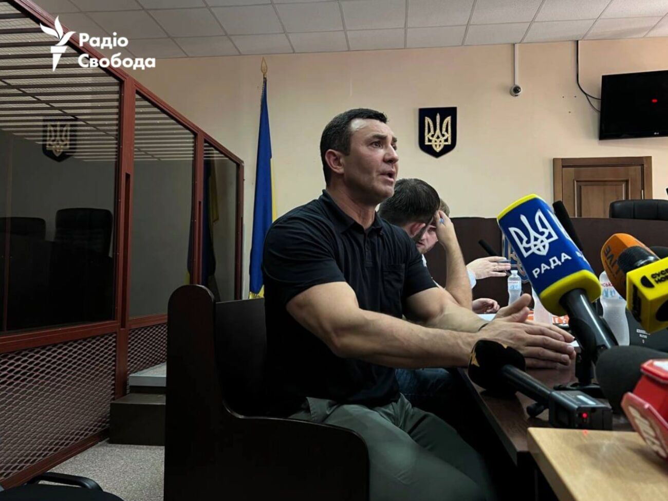 Тищенко поспілкувався з журналістами в суді