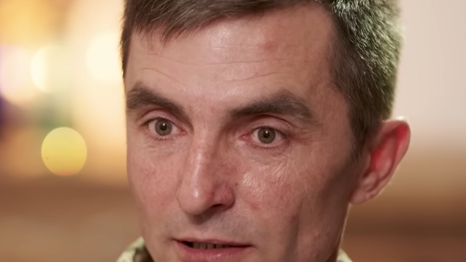 Эрик: Я своими талантами хорошо пользовался, чтобы оно не стреляло, а местами и не ездило