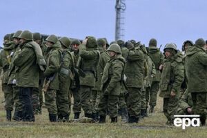 По словам Эрика, за сумму от 10 млн руб. его командир в армии РФ готов был начать разговаривать о том, чтобы "отмазать" кого-то от армии