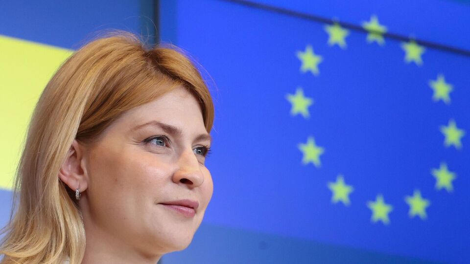 На конференции 25 июня Украина и ЕС начали согласовывать календарь мероприятий по всем 33 направлениям будущих переговоров, отметила Стефанишина
