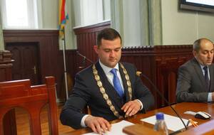 Суд відправив Балогу під варту на два місяці з правом внесення 30 млн грн застави