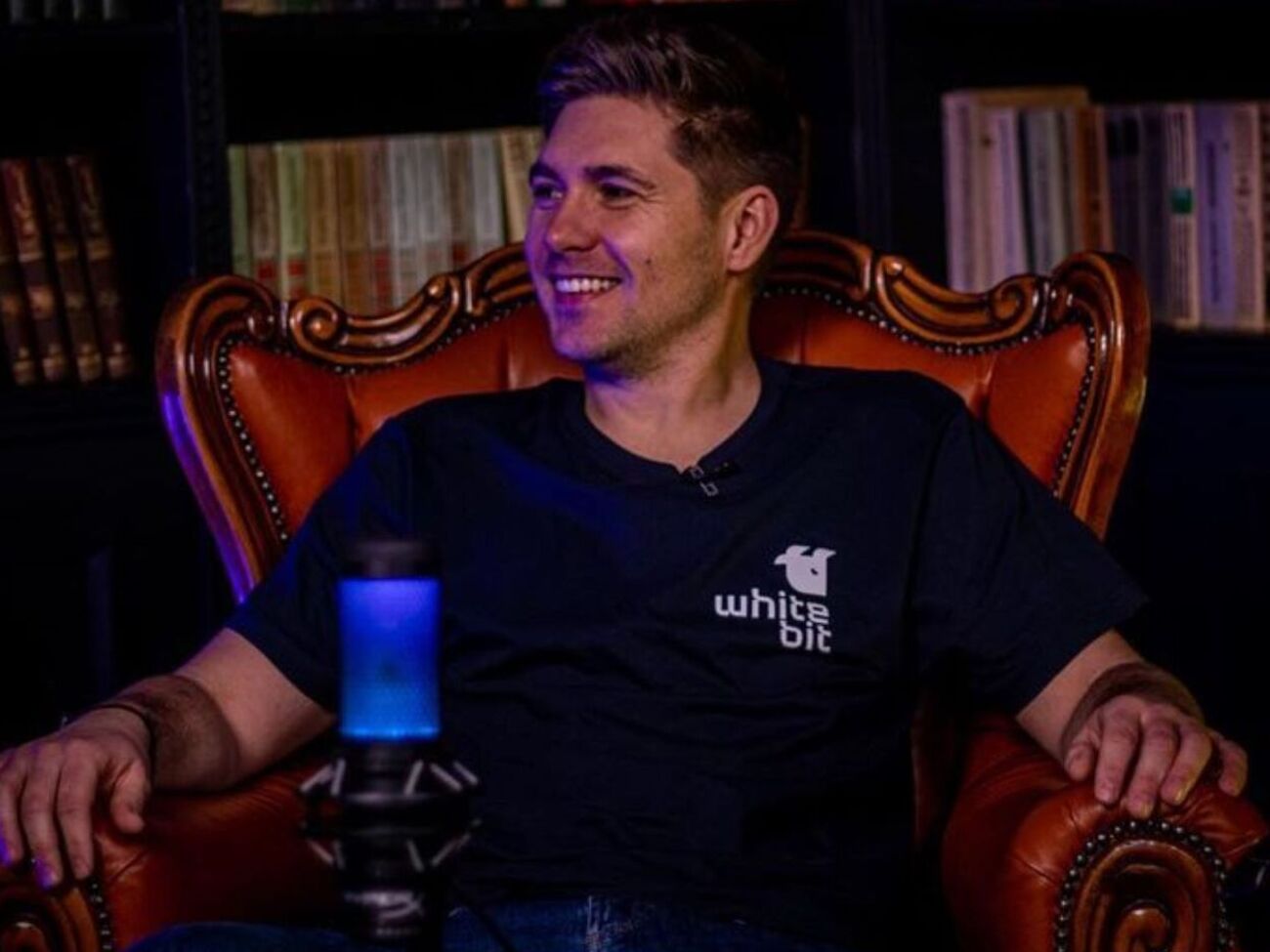 Остапчук: Из-за того, что когда-то я выезжал жить в Канаду, я снимался с учета