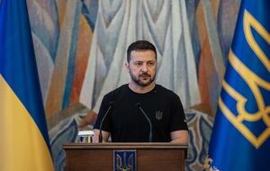 По словам Зеленского, соглашение с ЕС закрепит обязательство всех 27 государств-членов оказывать Украине широкую поддержку, несмотря на любые изменения внутри союза