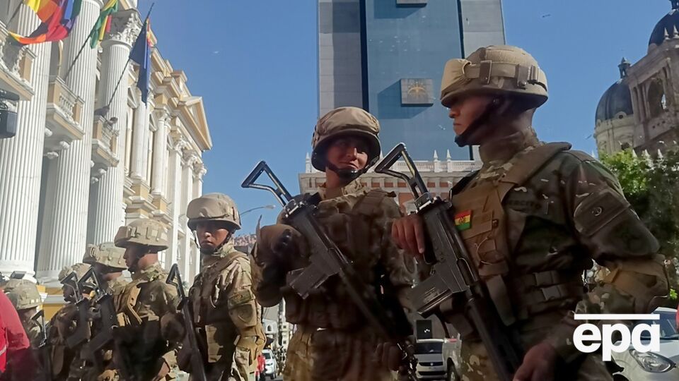 Болівійські військові намагалися захопити урядовий палац
