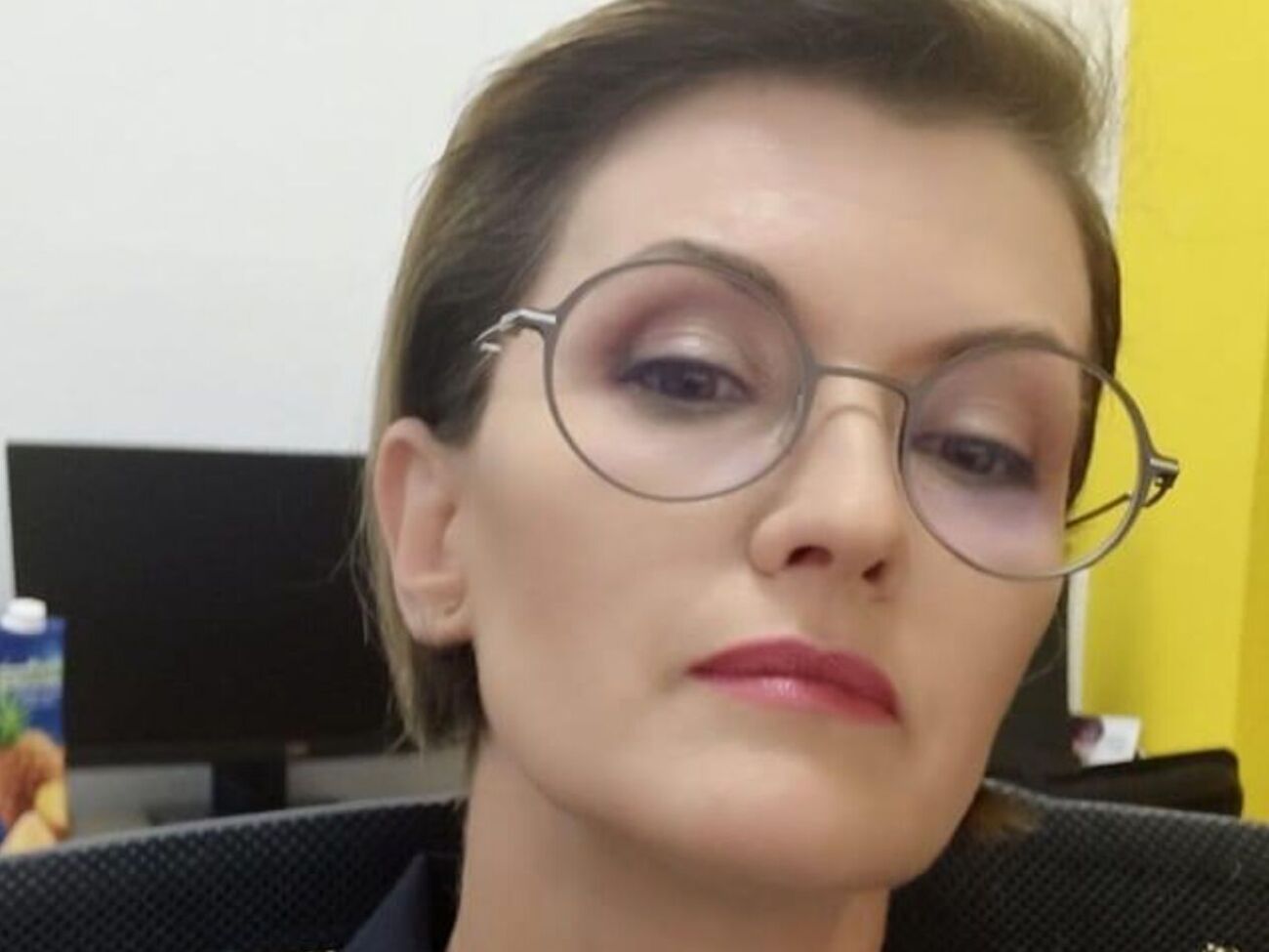 Я читала памятки, как вести себя с героем на протезе, чтобы не задеть его чувства. Но плакала от благодарности, а он обнимал меня и говорил: "Все будет хорошо"