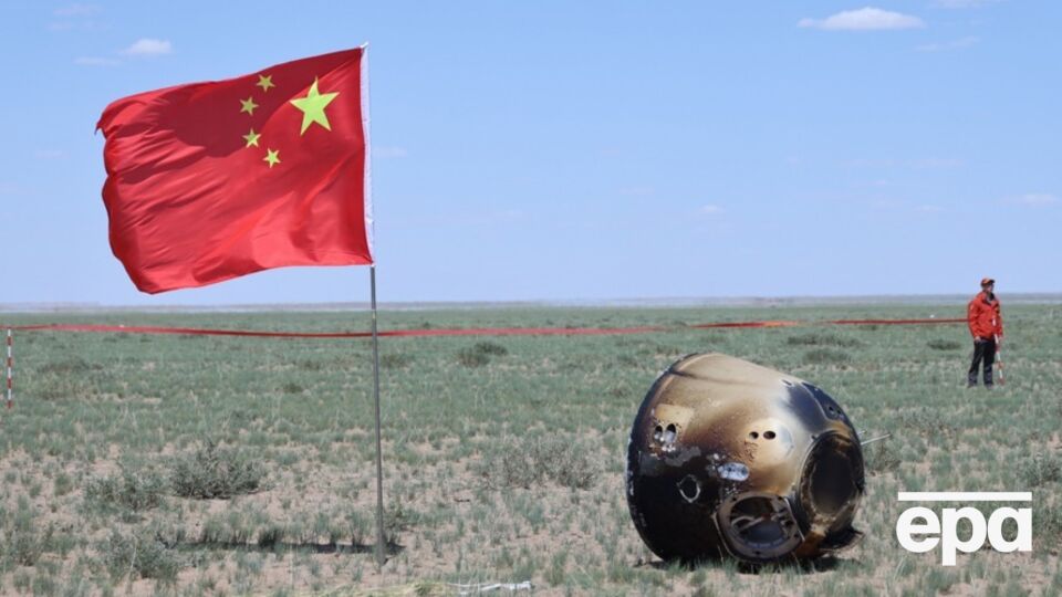 "Чан'е-6" привіз на землю зразки з Місяця