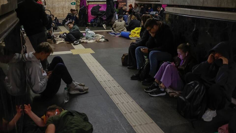 Не всі кияни змогли відразу прочитати про рейтинг через тривоги й вимкнення світла, заявив екснардеп