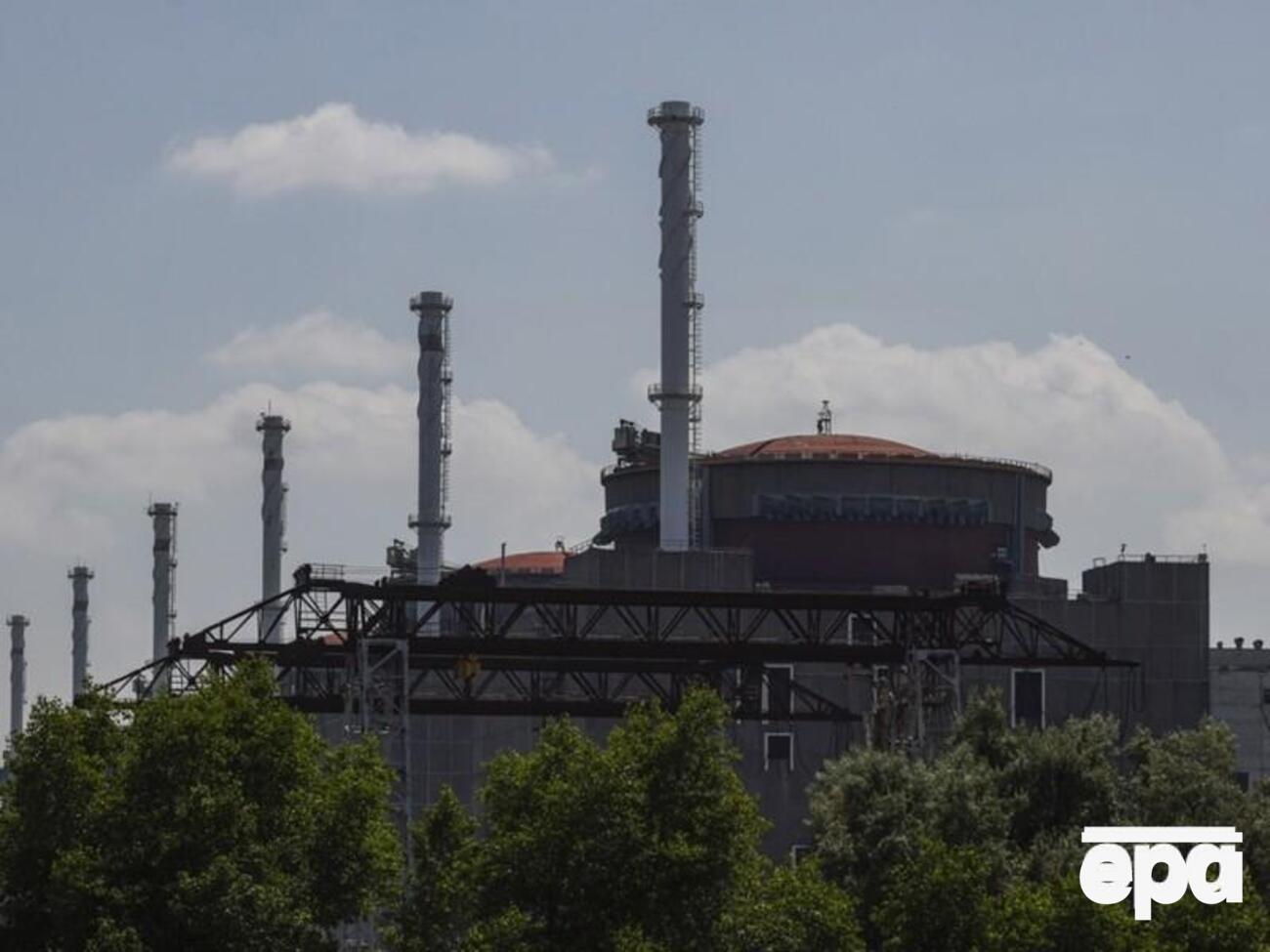 За даними СБУ, Атакіщев увійшов до керівного складу окупованої ЗАЕС на початку жовтня 2022 року