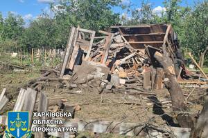В результате прилета пострадали пять человек