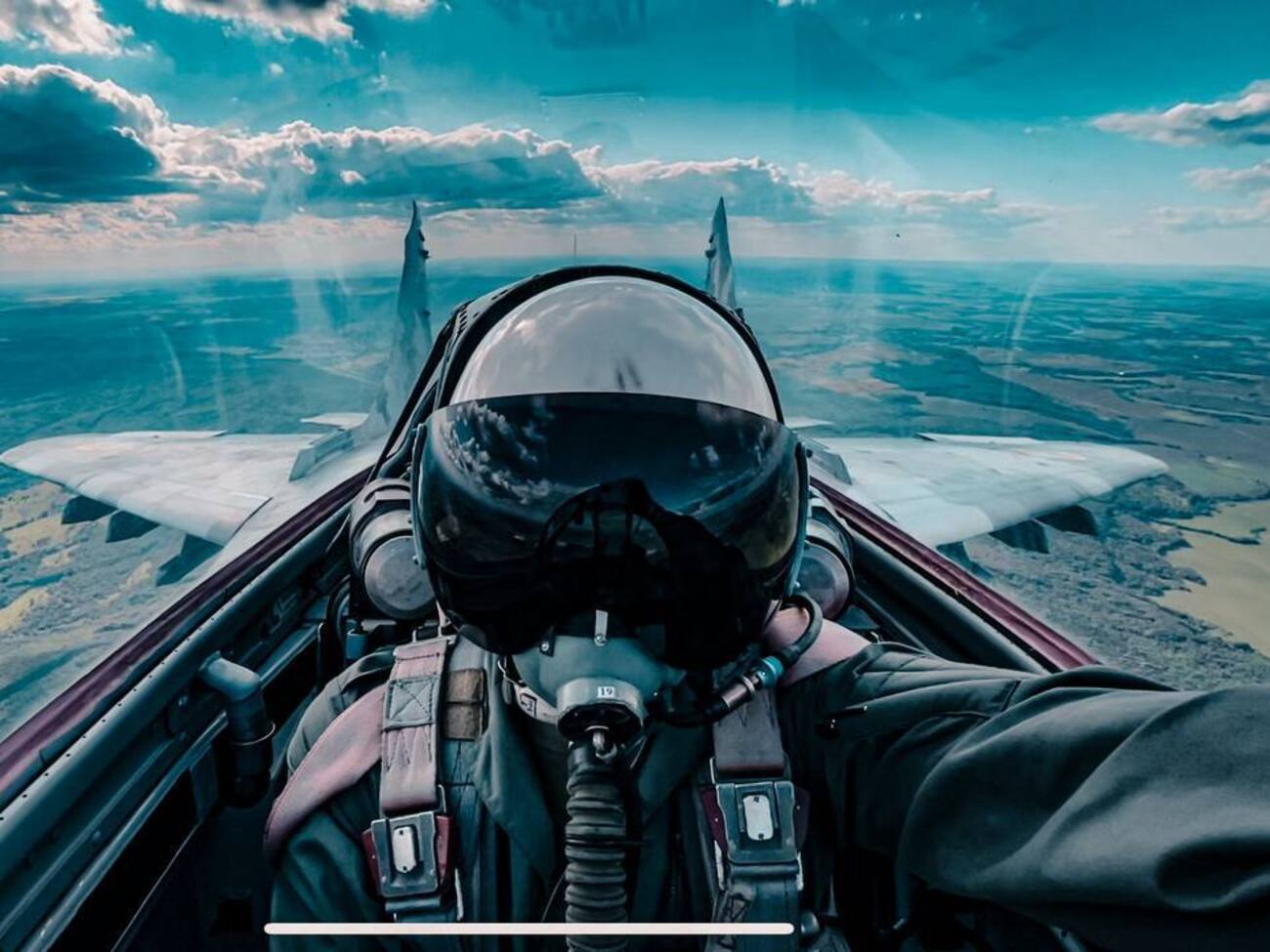 Павел рассказал, что перед полетом "поздоровался" с самолетом, мысленно сказал, что нужно сбить Shahed