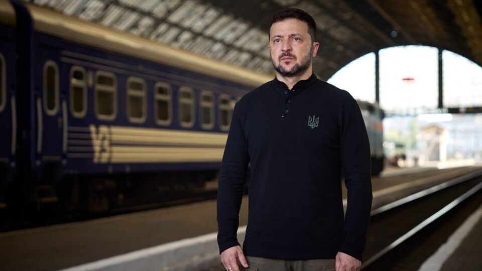 Зеленський привітав Україну з Днем Конституції зі Львова
