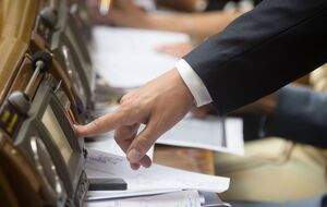 Цель законопроекта – имплементировать в украинское законодательство положения Директивы ЕС о промышленных выбросах