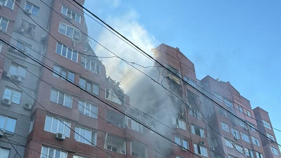 У будинку зруйновано чотири поверхи