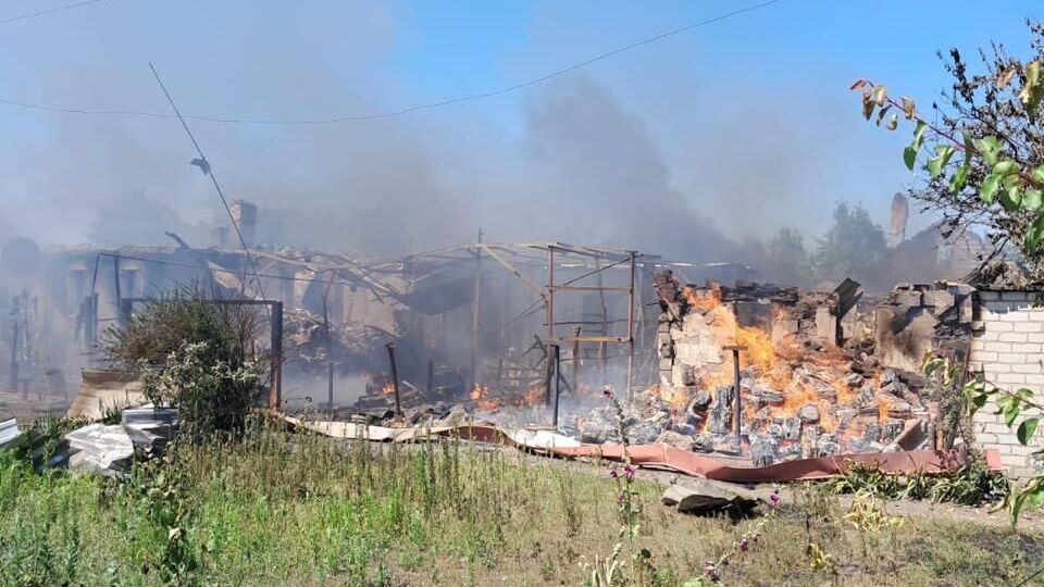 Погибшие и пострадавшие в результате утренних обстрелов есть в трех населенных пунктах Донецкой области, сообщили в ОВА