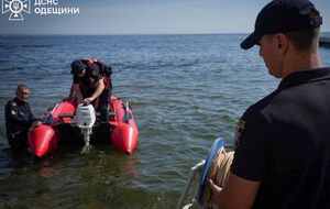 Тело полицейской одесские спасатели продолжают искать спустя сутки после происшествия