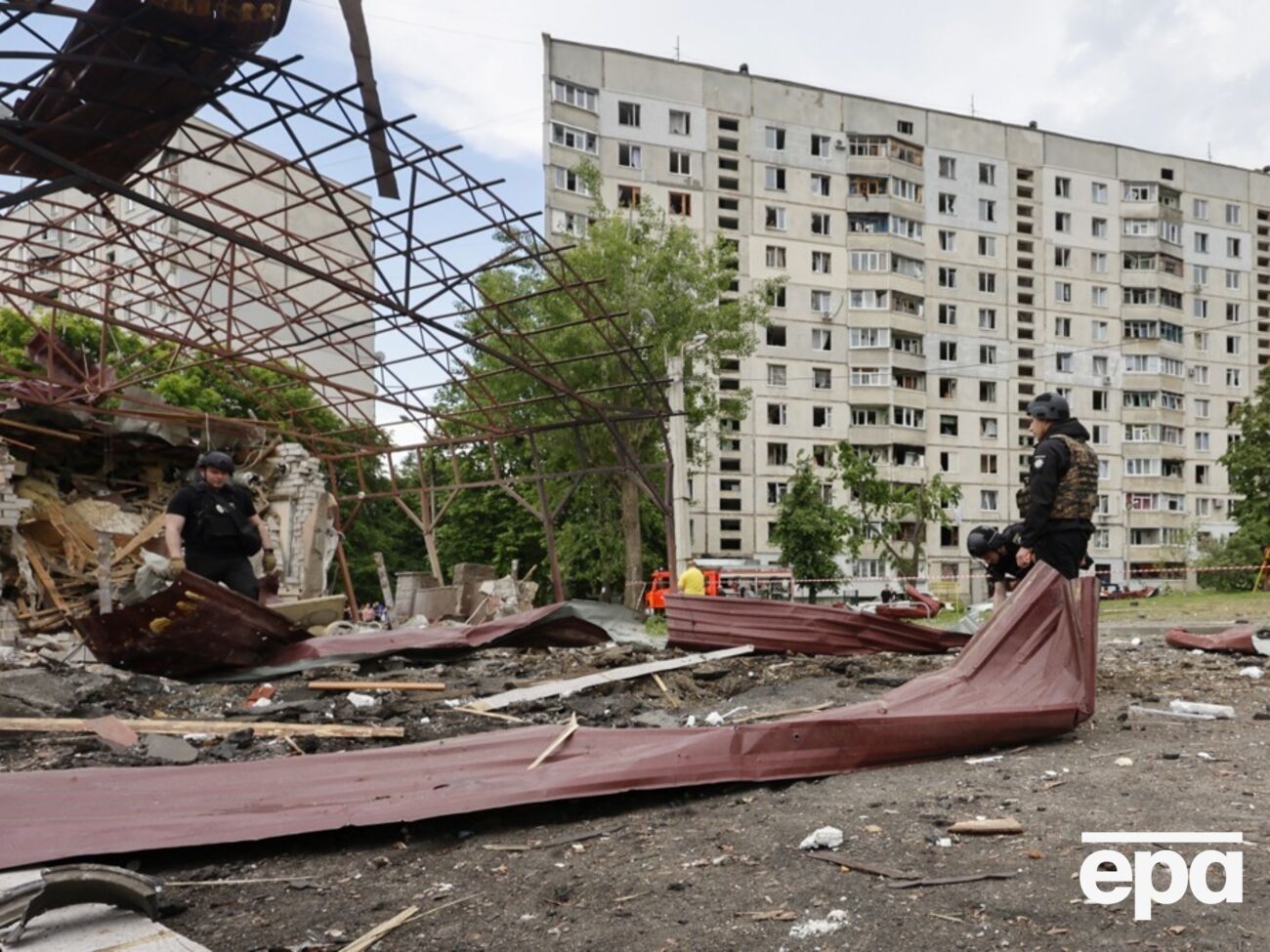 Россия своими ударами хочет вытеснить население из Харькова, сказал Литвиненко