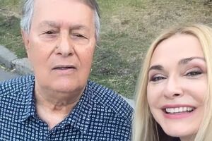 Сумская представила Балаяна как гениального режиссера, но он шутя назвал себя "режиссером не без способностей"