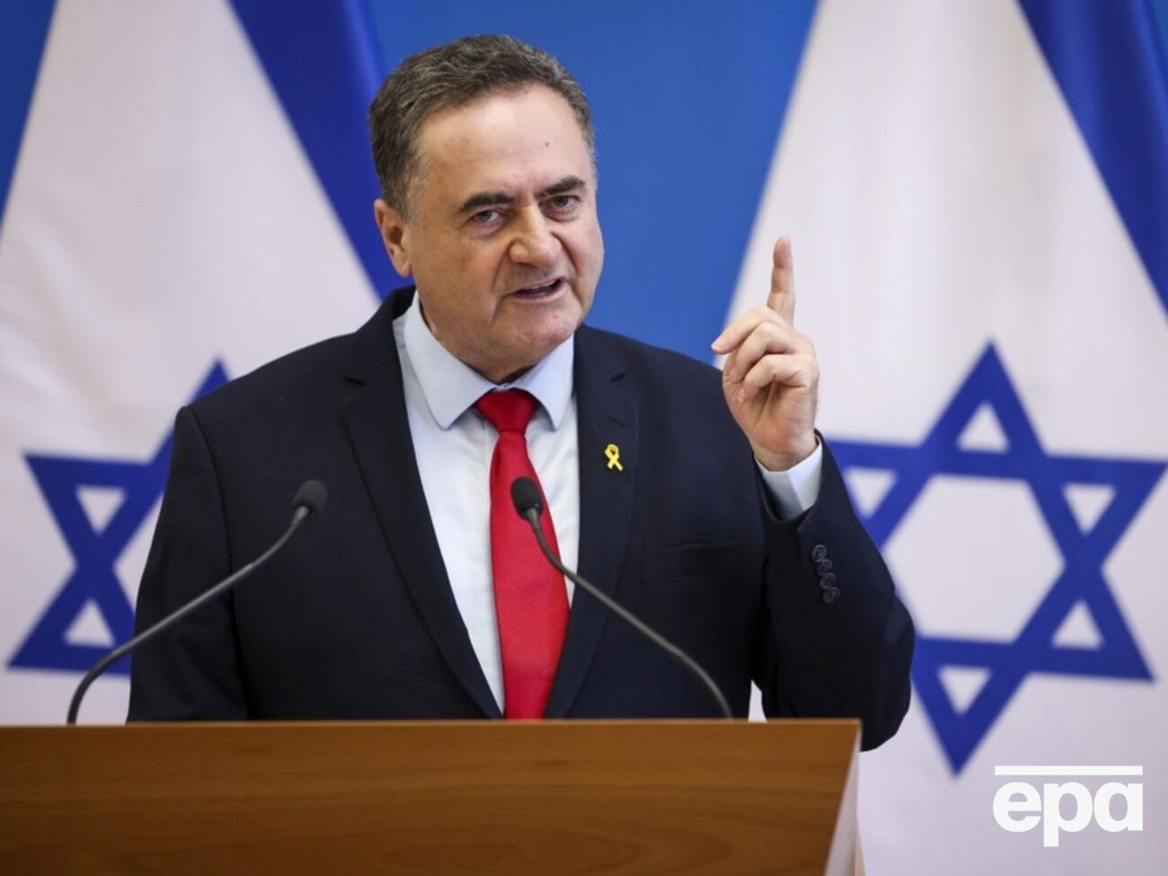 По словам Каца, "режим, угрожающий уничтожением, заслуживает уничтожения"