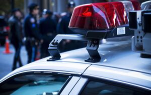 Поліцейські погналися за хлопчиком і вистрілили в нього