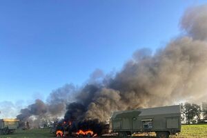 В соцсетях распространилось фото горящего комплекса ПВО, утверждается, что это С-300 в Белгородской области