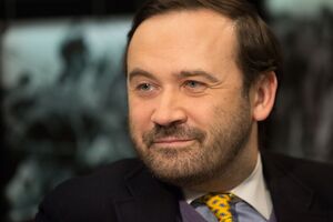 Владу не дають – її беруть. Не існує інших способів протистояння Кремлю, крім силового збройного опору