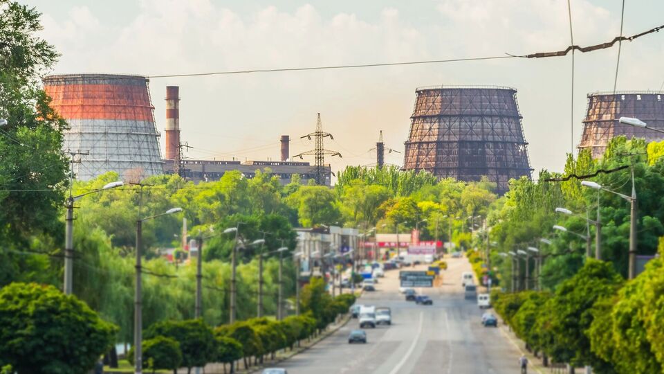 Кабмин принял изменения в постановление, согласно которому любой промышленный объект обязан импортировать 80% электроэнергии для своих нужд