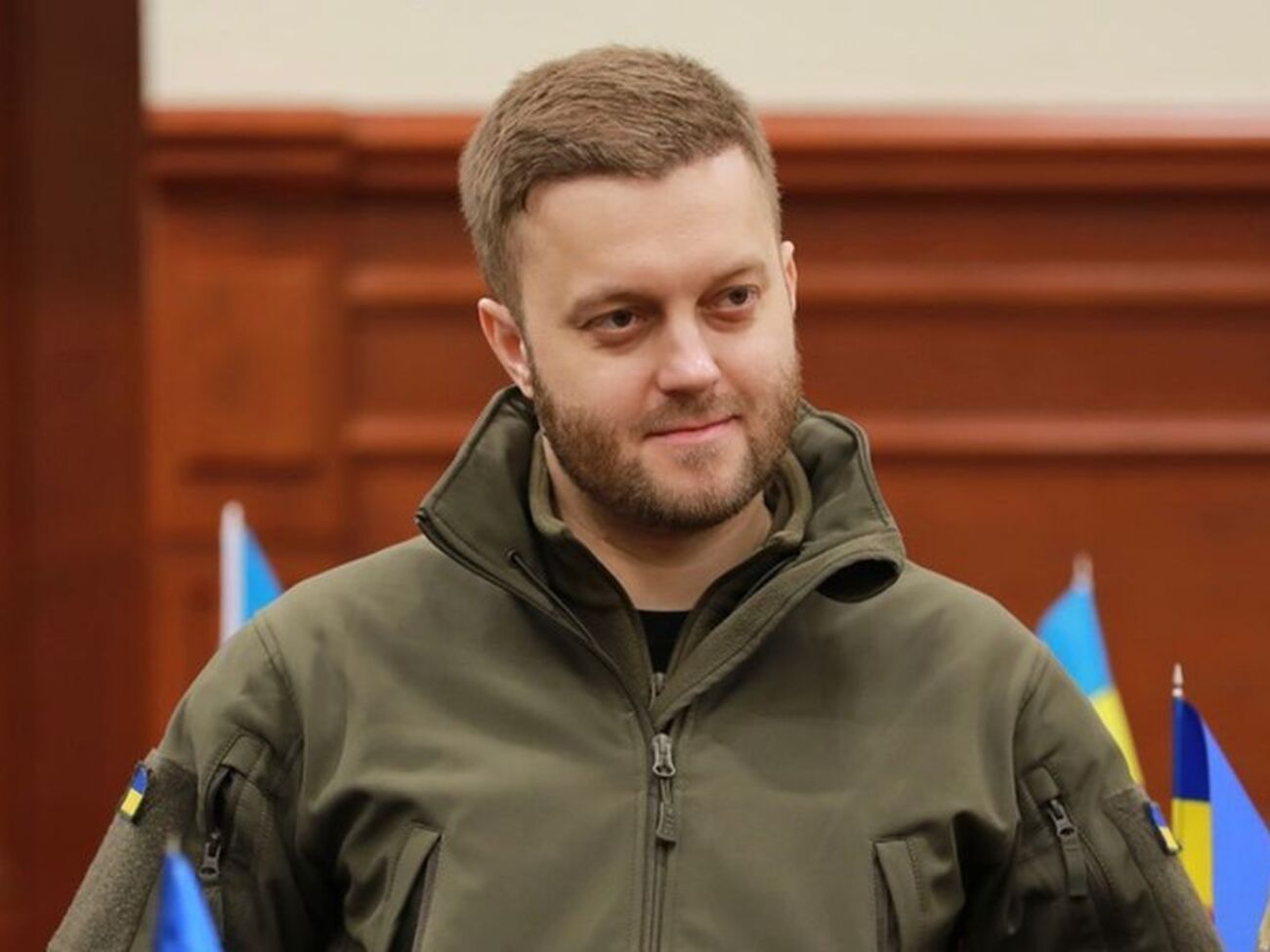 У чиновника изъяли телефон и деньги