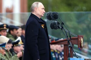 2024 року Путін точно був у прихованому бронежилеті 9 травня під час параду, зазначили росЗМІ