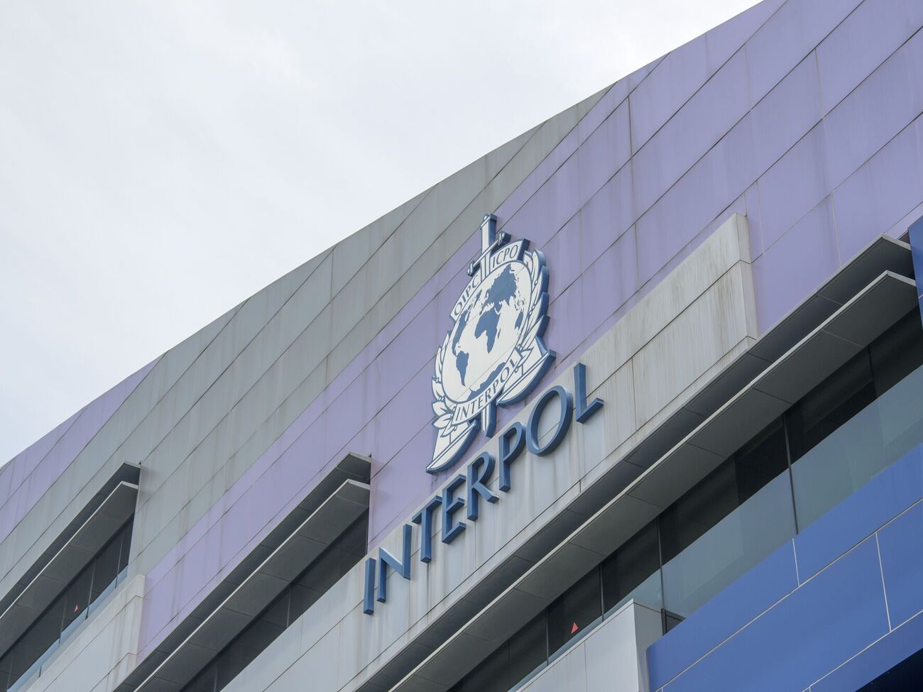 За результатами 33 обшуків правоохоронці затримали чотирьох осіб