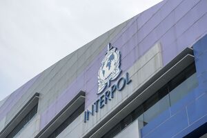За результатами 33 обшуків правоохоронці затримали чотирьох осіб
