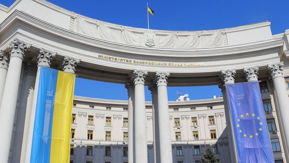 В МИДе считают, что именно Украина должна определять, каким должен быть мир