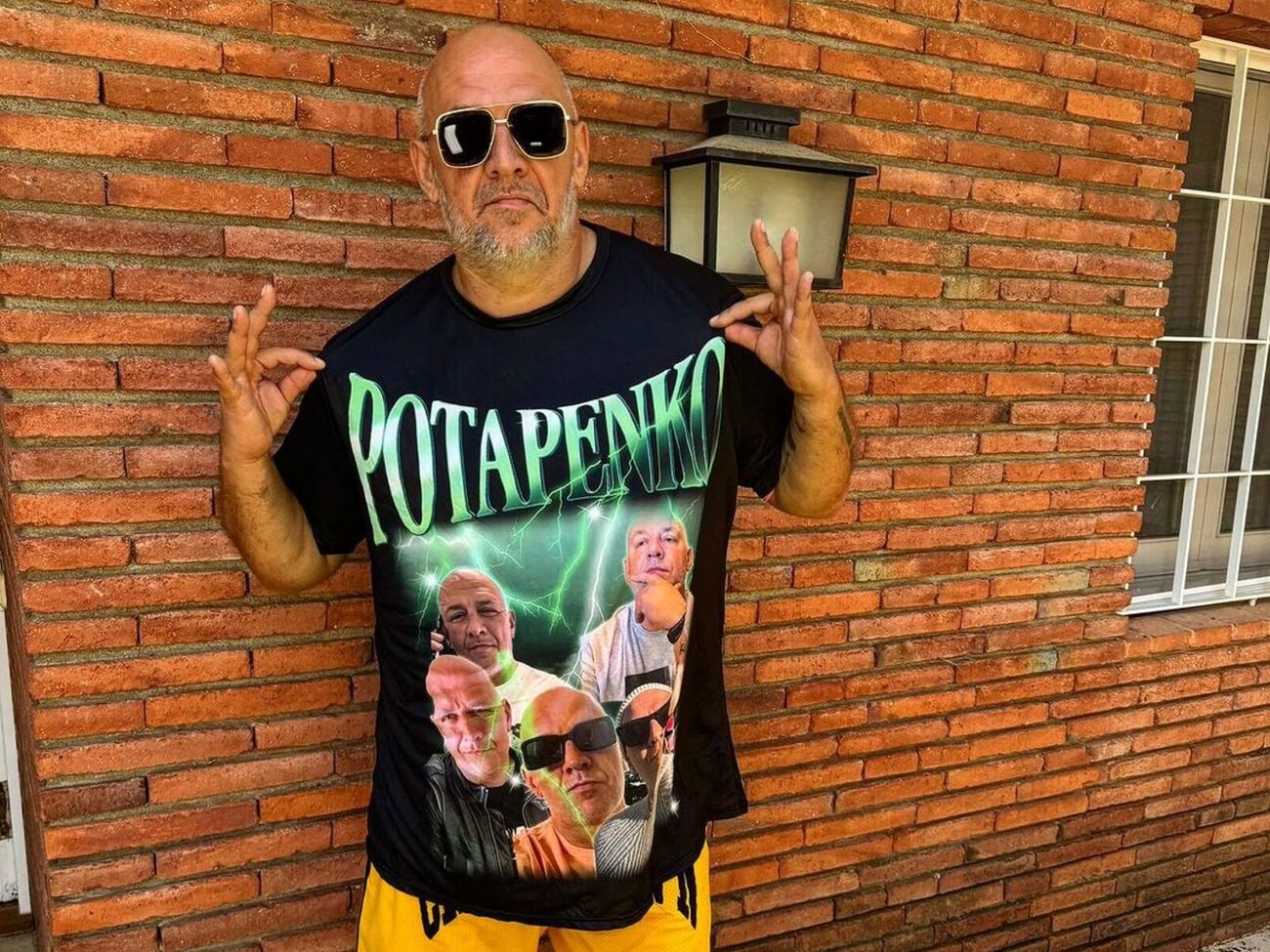 В 2014 году Потап в составе группы "Потап и Настя" принимал участие в съемках российского шоу, которые проходили в Москве