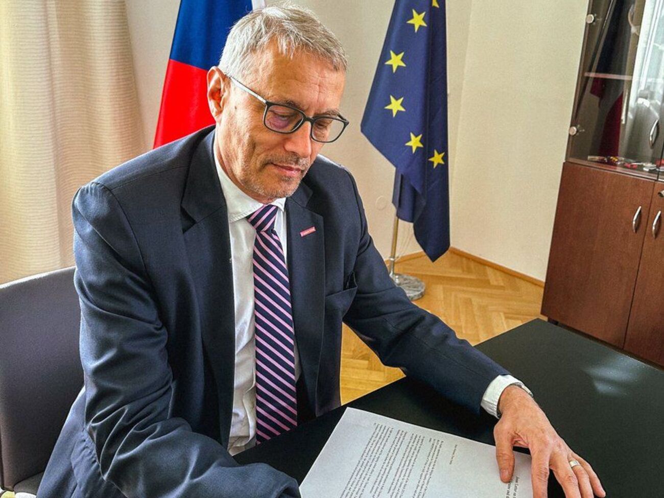 Дворжак закликав бельгійське головування затвердити рамки переговорів про вступ у ЄС для України й Молдови