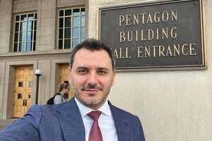 Украина решила сократить программу саммита мира до трех пунктов, с которыми согласятся все страны. Так Кремль будет действовать в парадигме формулы Зеленского