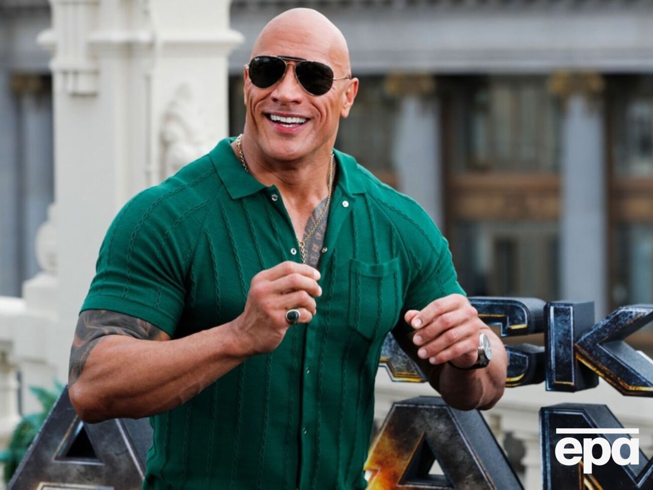 Джонсон: Для меня большая честь, что Усик присоединится к актерскому составу "Крушащей машины"