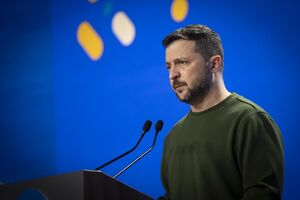 В проекте коммюнике саммита мира мирный план Зеленского не является безальтернативным для урегулирования войны, отметили СМИ
