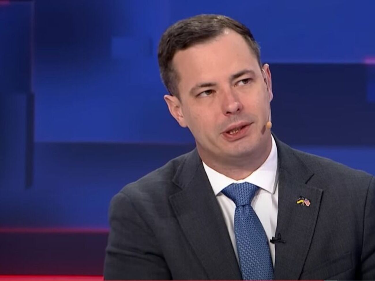 Байден планирует победить на праймериз, а во время конвенции Демократической партии выберет себе преемника