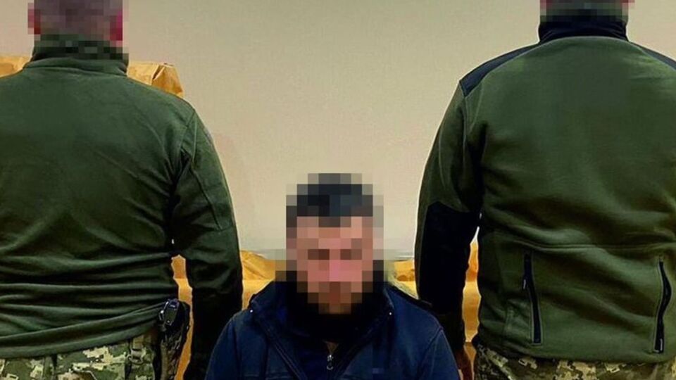 Зрадника затримали під час спроби перейти лінію фронту