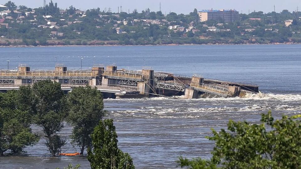 Окупанти зруйнували дамбу рівно рік тому