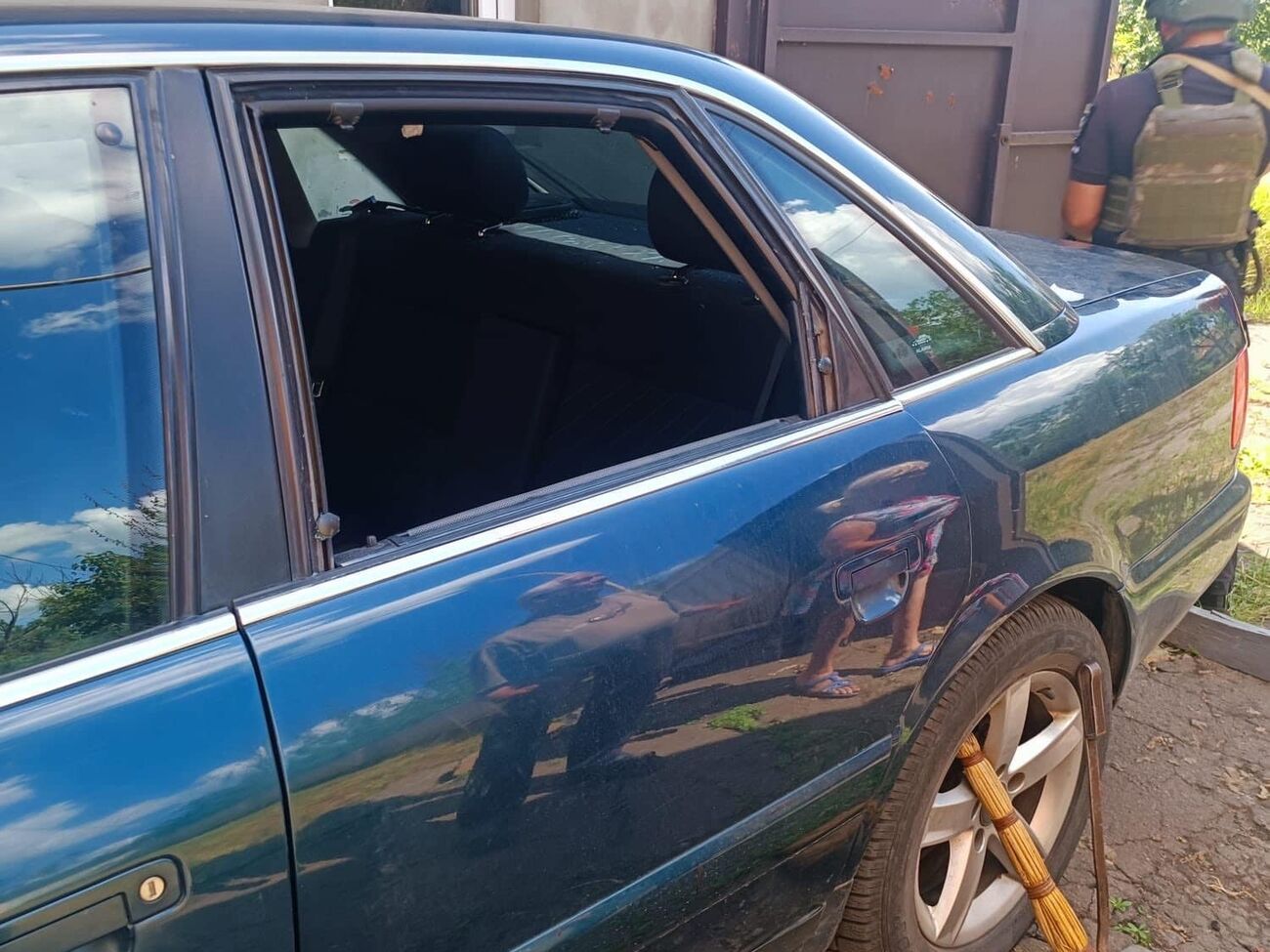 Російський безпілотник атакував автомобіль несподівано, просто посеред дороги, зазначили в поліції