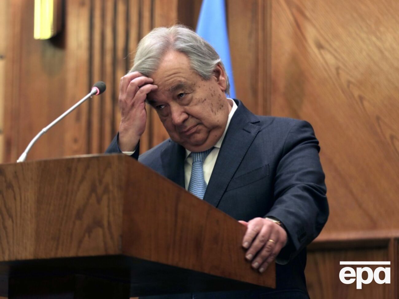 Организаторы саммита мира были проинформированы, что Гутерриш не примет в нем участия, отметил его спикер