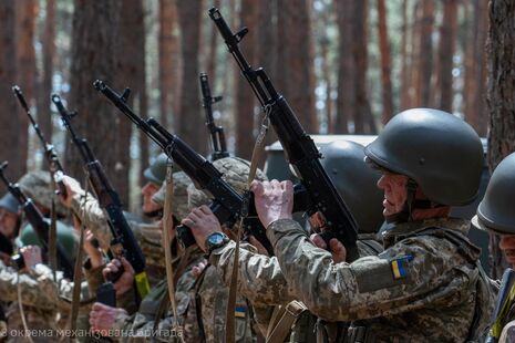 В Україні триває мобілізація через російське вторгнення