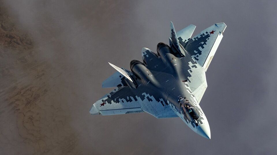 Росії складно продовжувати виробництво Су-57 через санкції