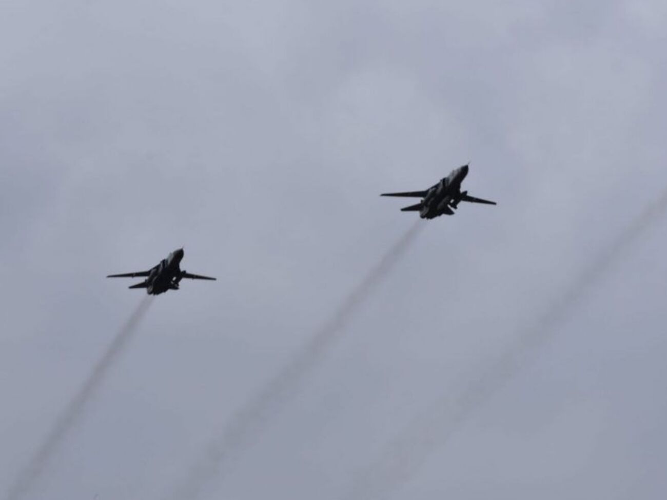 Пока не известно, какой тип боеприпасов использовался для авиаудара, отметил Sky News