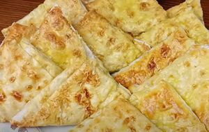 Выпекайте лаваши в духовке до корочки при 180 °С